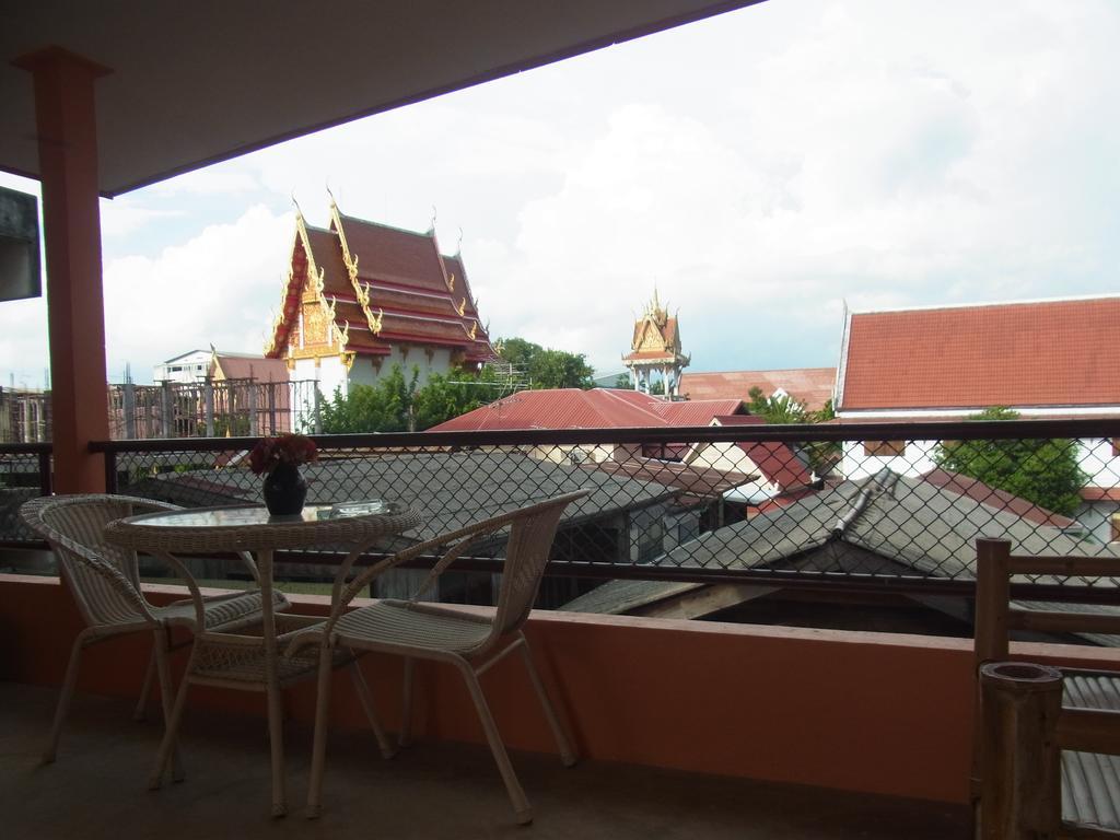 28 Rachabutr Hostel Ubon Ratchathani Habitación foto